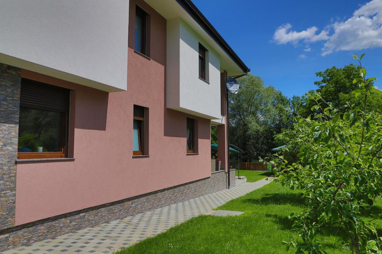 Apartments Edy Bihać Exteriör bild
