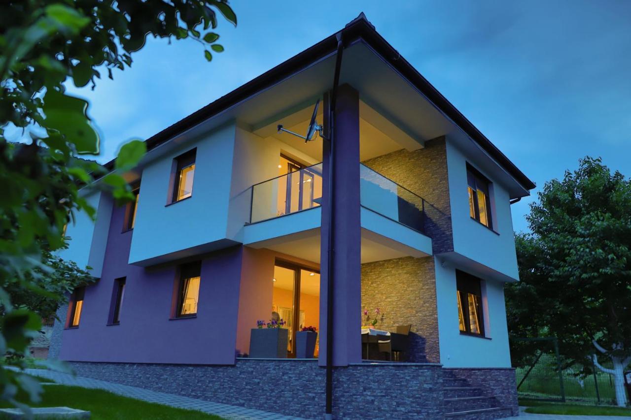 Apartments Edy Bihać Exteriör bild