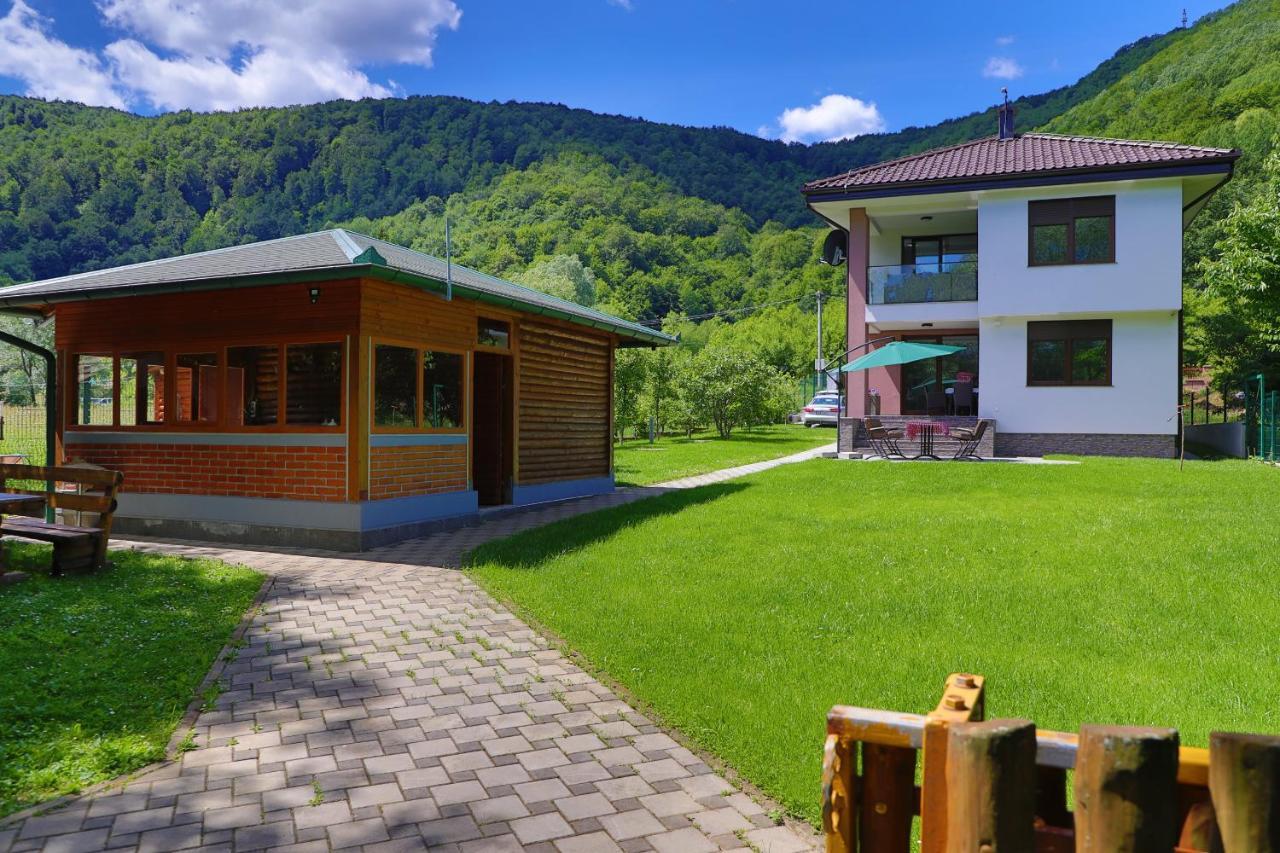 Apartments Edy Bihać Exteriör bild
