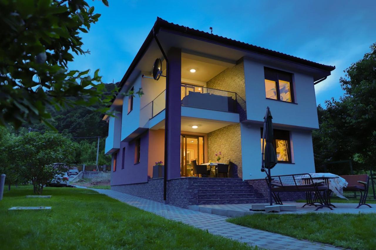 Apartments Edy Bihać Exteriör bild