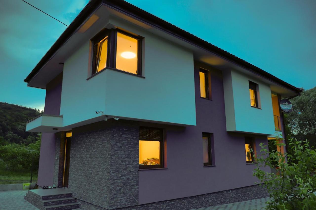 Apartments Edy Bihać Exteriör bild