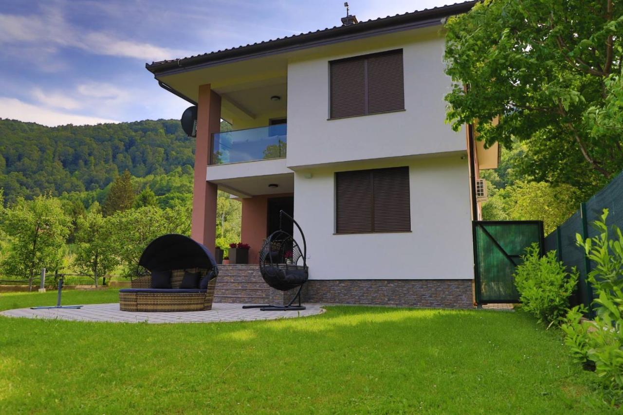 Apartments Edy Bihać Exteriör bild