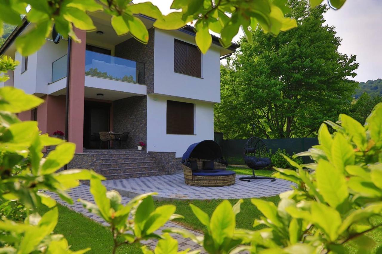 Apartments Edy Bihać Exteriör bild